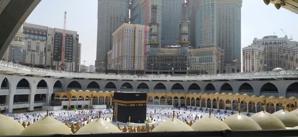 Deluxe Umrah · Saudia
